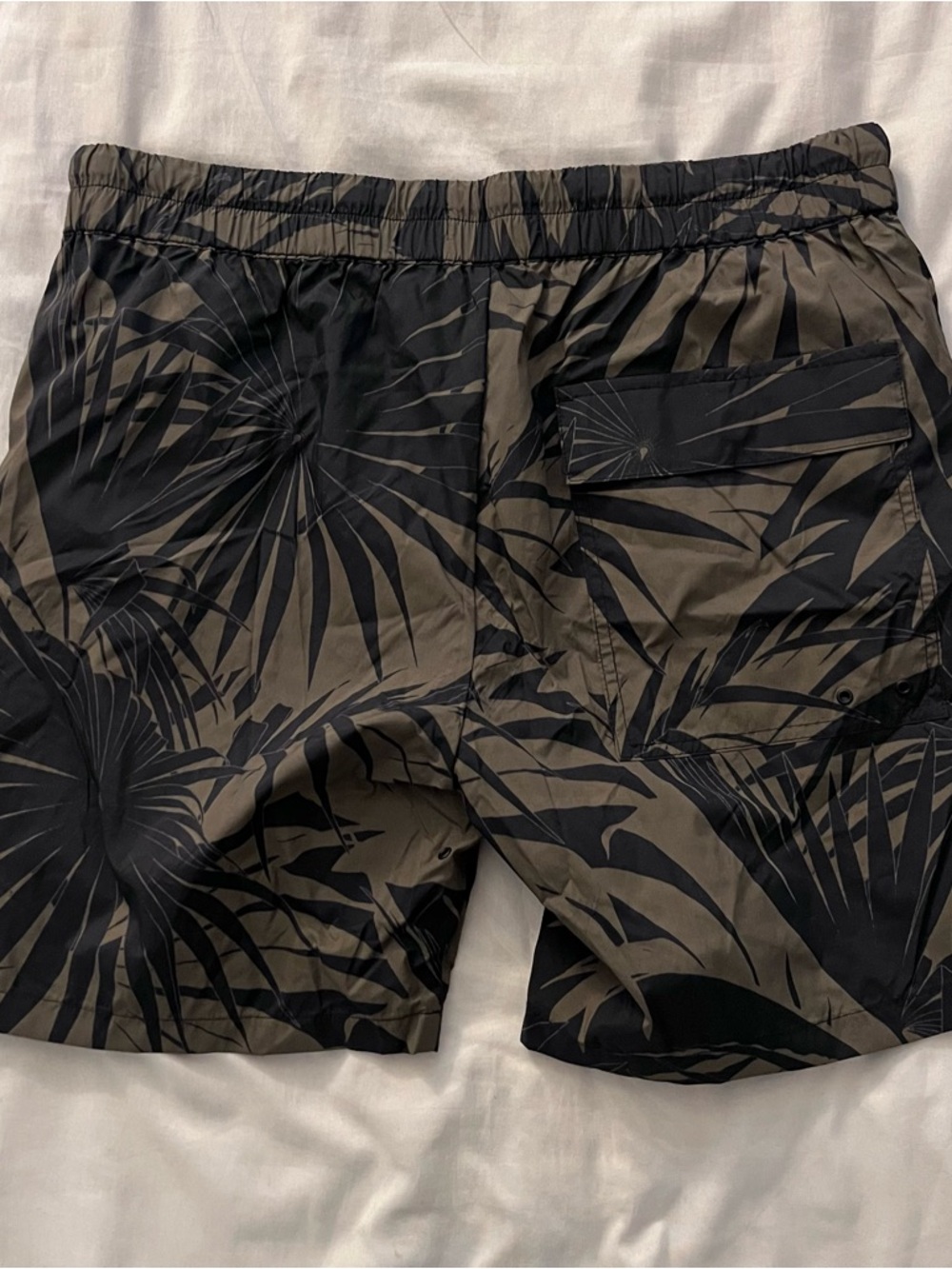 Vince Black & Olive Palm-Print Swim Shorts - Picture 6 of 12